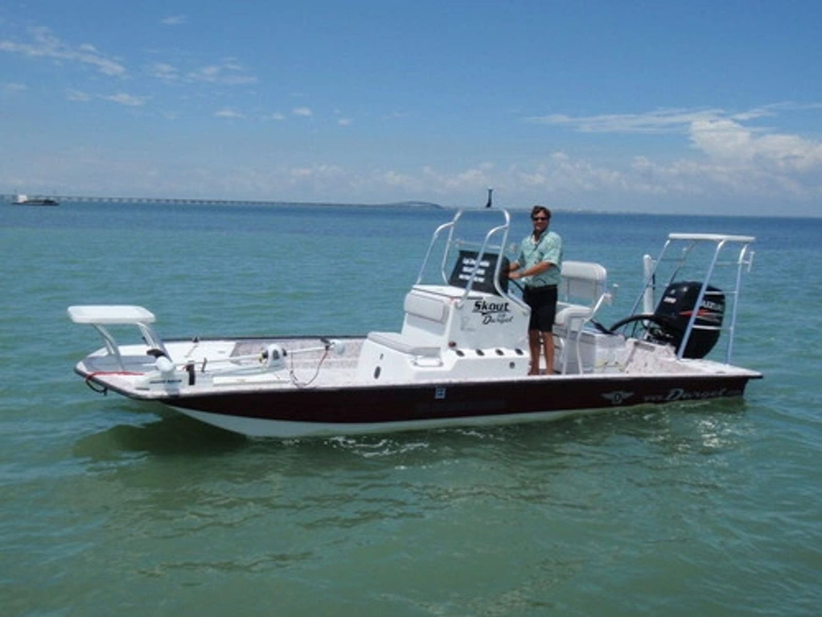 Bay boat on the flats out of Arroyo City
